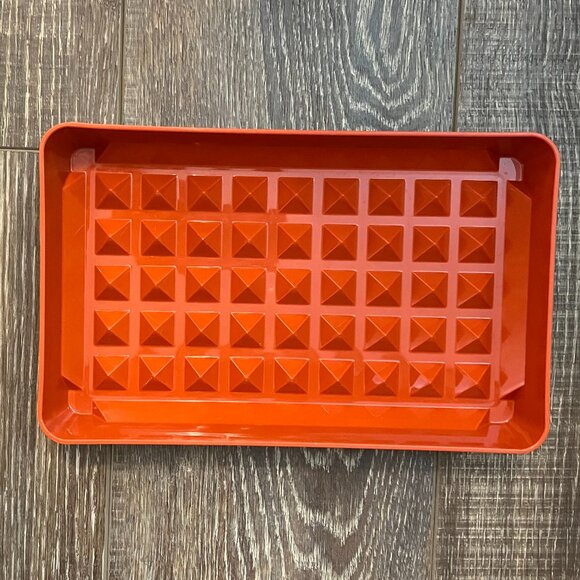 Vintage Tupperware Deli Meat/Hot Dog/Bacon Keeper - Picture 7 of 13